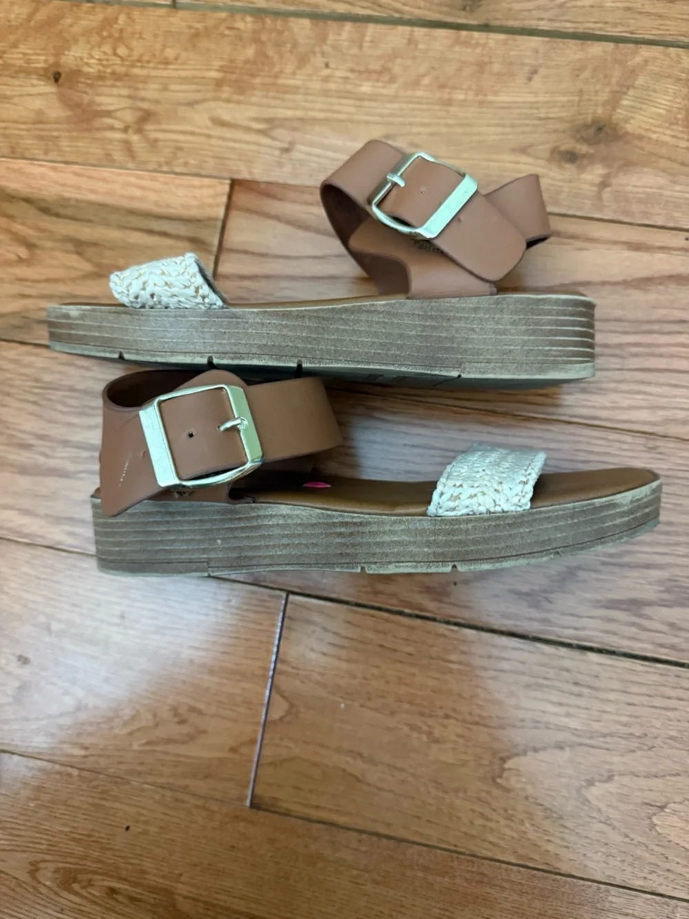 🖤 Steve Madden Girls Buckle Sandals